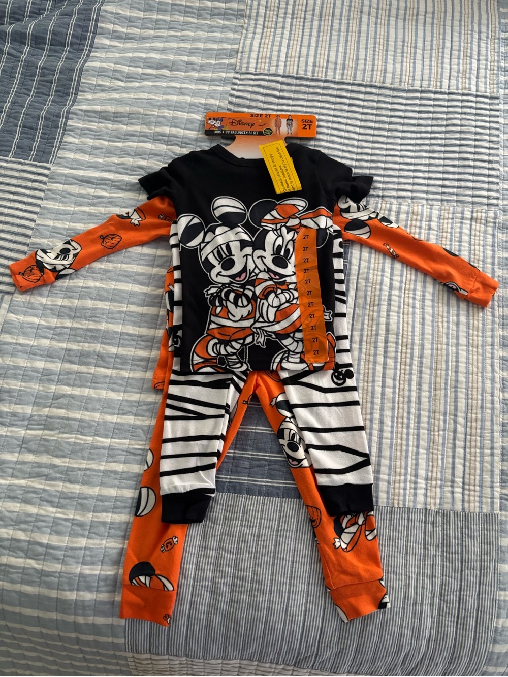 NWT Disney Mickey & Minnie Mummy Glow in Dark Halloween Pajama Set Unisex 4pc 2T
